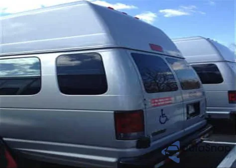 2008 Ford Econoline Van Econoline E350 Super Duty z USA, uszkodzony, nr VIN 1FT2S34L18DA92345